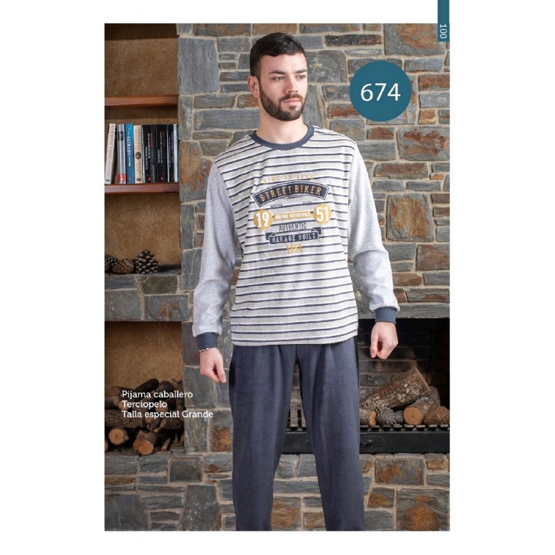 KN-674/IV20 KNT 3XL-4XL PIJAMA HOMBRE TERCIOPELO KN-674/IV20 KNT 3XL-4XL PIJAMA HOMBRE TERCIOPELO