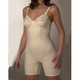 8.728 LINIBELL FAJA ENTERIZA PANTALON CON AROS Foto