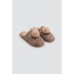 14184 YSABEL MORA ZAPATILLA MUJER POM POM Foto 33204