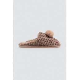 14184 YSABEL MORA ZAPATILLA MUJER POM POM Beige Foto