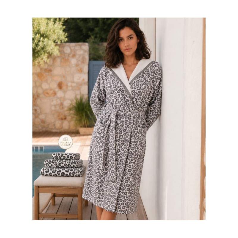 LEO ARCO BALENO ALBORNOZ CAPUCHA ANIMAL PRINT