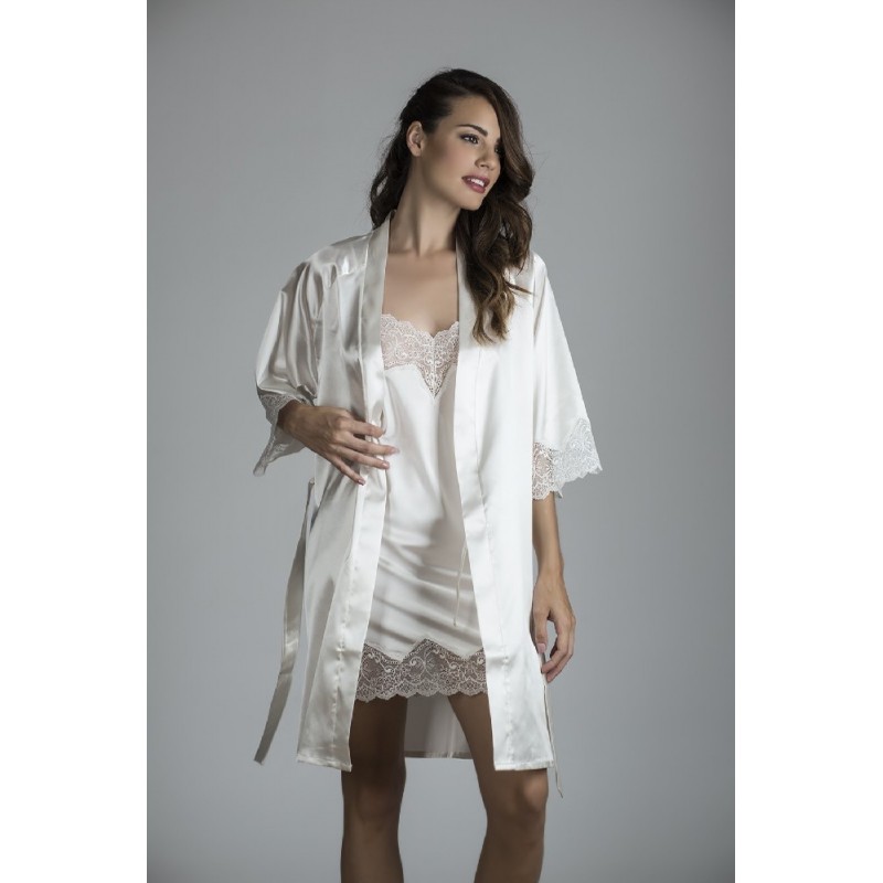 Marfil LUCI TERÉS BATA NOVIA PIEL DE ANGEL CON PUNTILLA FINA "4416 Foto 5220 Marfil LUCI TERÉS BATA NOVIA PIEL DE ANGEL CON PUNTILLA FINA "4416 Foto 5220